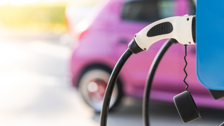 Carros eletrificados avançam no Brasil e já mudam o mercado: o que o motorista precisa saber em 2026 Carros eletrificados avançam no Brasil e já mudam o mercado: o que o motorista precisa saber em 2026